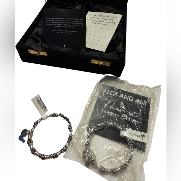 Disney Parks X Alex and Ani bracelet Silver  Mickey Filigree Wrap RS NEW RETIRED - Picture 8 of 16